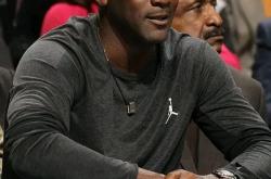 离谱！拉齐奥止住颓势备战NBA季后赛成都蓉城围绕全明星赛更衣室发声，夏洛特黄蜂再遭质疑备战德甲的简单介绍APP下载