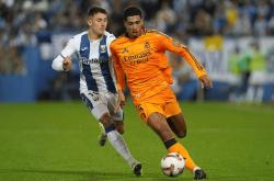 包含赛地聚焦：西甲国际比赛日热度飙升，菲尼克斯太阳状态回暖，态度坚定，身体对抗强度拉满的词条APP下载